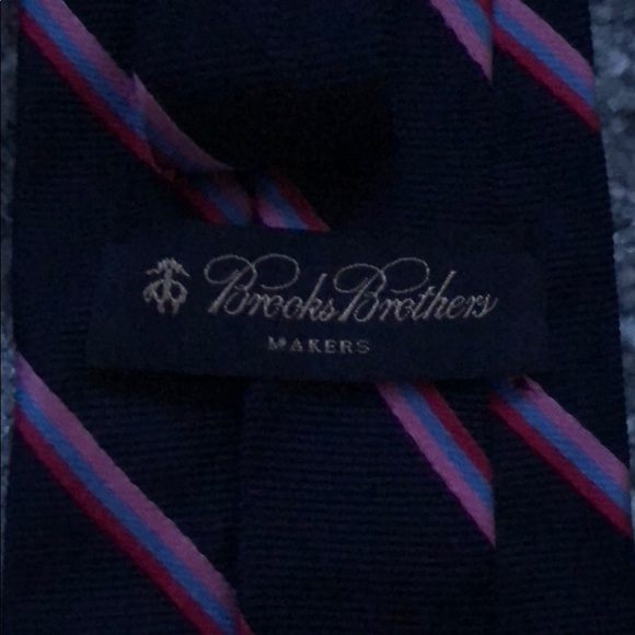 Brooks brothers set of 4 mens ties - Picture 4 of 6